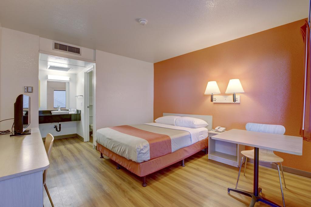 Motel 6-Corona, Ca Room photo