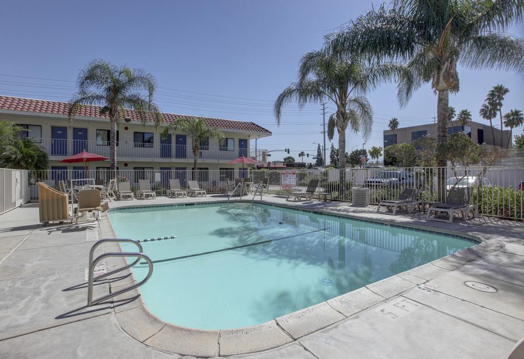 Motel 6-Corona, Ca Exterior photo
